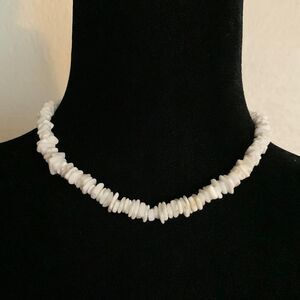 ⛱👙🌸Beach Babe Vibes! White Handmade Shell Chip Necklace